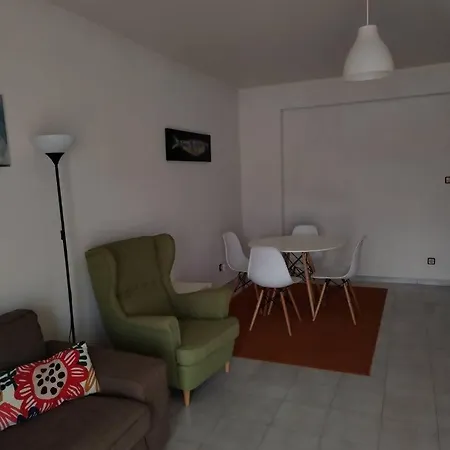 Apartament Chivas Beach House By In Paradise Ferrel (Leiria)
