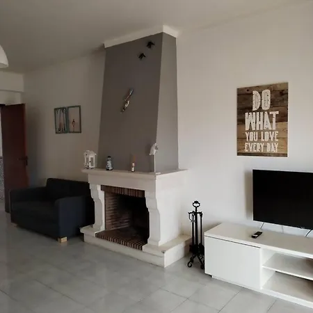 Apartment Ip5 Chivas House *